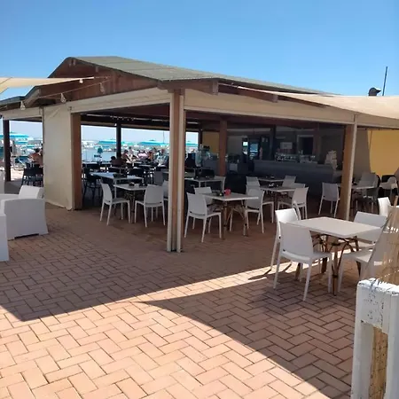Biancofiore 150 Metri Dal Mare Con Giardino Fano