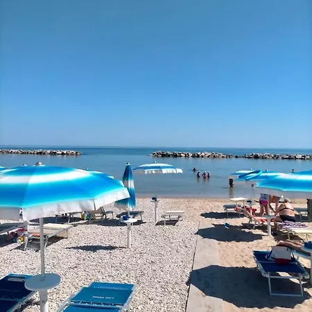 Biancofiore 150 Metri Dal Mare Con Giardino *